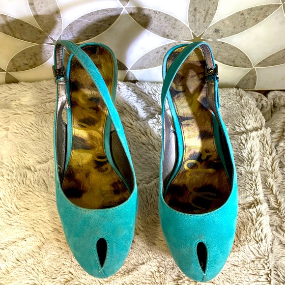 Sam Edelman Suede Pumps - Picture 6 of 9